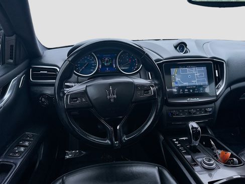 Used 2017 Maserati Ghibli image 22