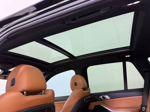 Used 2019 BMW X5 xDrive40i w/ Convenience Package image 27