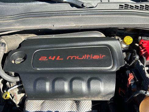 Used 2020 Jeep Renegade Latitude image 13