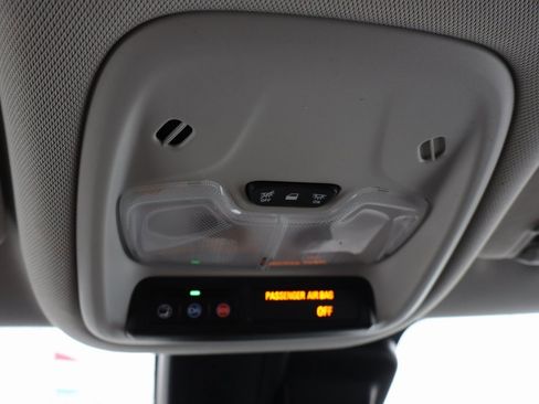 Used 2024 Chevrolet TrailBlazer LT image 17