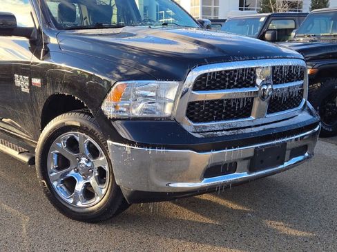 Used 2020 RAM 1500 Classic SLT image 3
