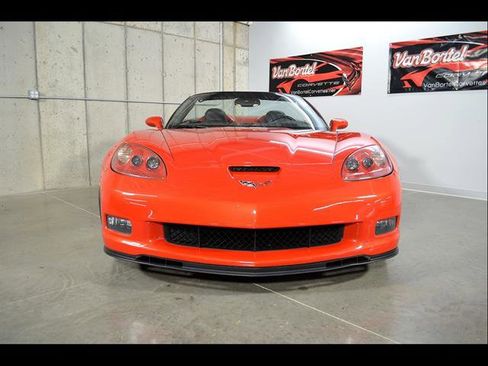Used 2011 Chevrolet Corvette Grand Sport w/ Preferred Equipment Group RWD image 3
