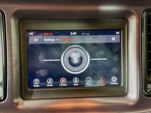 Used 2018 Dodge Challenger R/T w/ Blacktop Package image 27