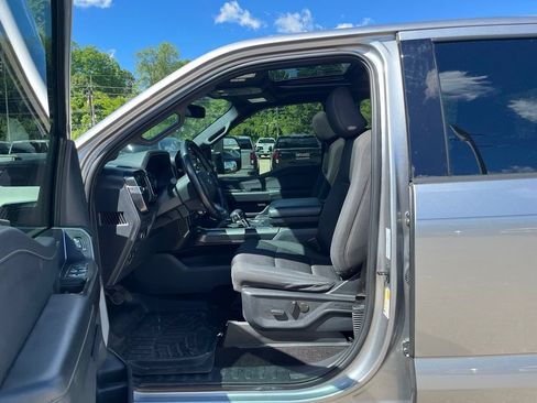 Used 2022 Ford F150 XLT w/ Equipment Group 302A High AWD/4WD image 19