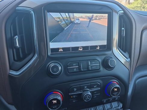 Used 2021 Chevrolet Silverado 1500 High Country w/ Z71 Off-Road Package AWD/4WD image 12