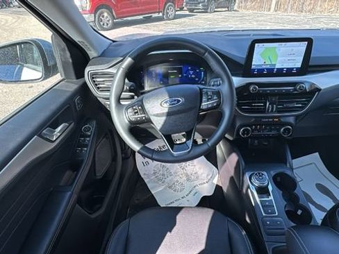 Certified 2022 Ford Escape SEL w/ Technology Package image 13