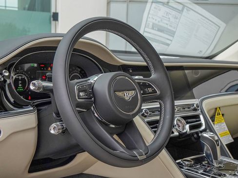 New 2026 Bentley Flying Spur Plug-In Hybrid image 20