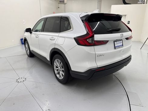 Used 2023 Honda CR-V EX image 5