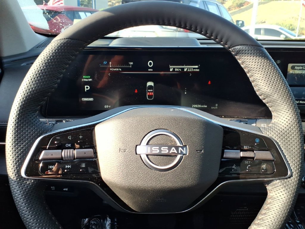 Used 2023 Nissan Ariya FWD image 19