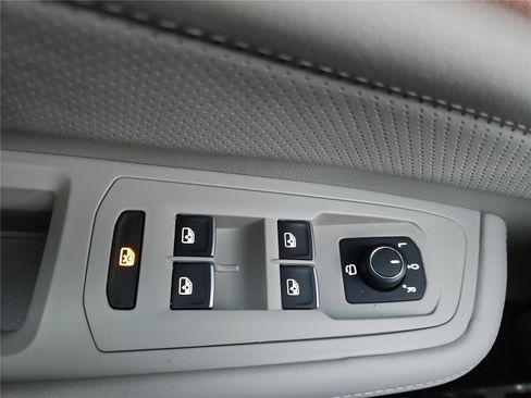 New 2026 Volkswagen Atlas SEL Premium R-Line image 15