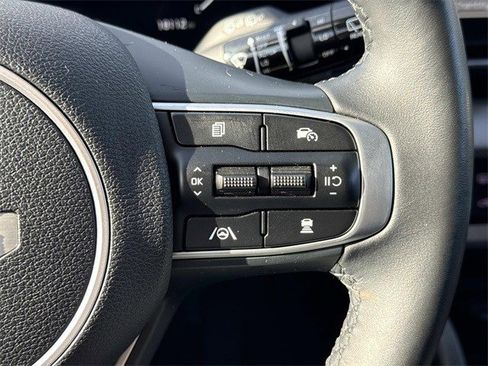 Used 2023 Kia Sportage SX image 24