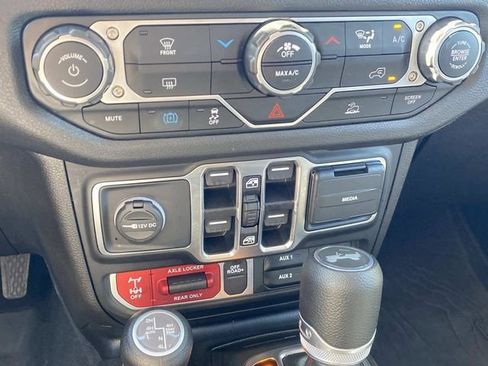 Used 2025 Jeep Wrangler Unlimited Sport S 4xe AWD/4WD image 26