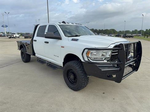 Used 2022 RAM 3500 Tradesman AWD/4WD image 2