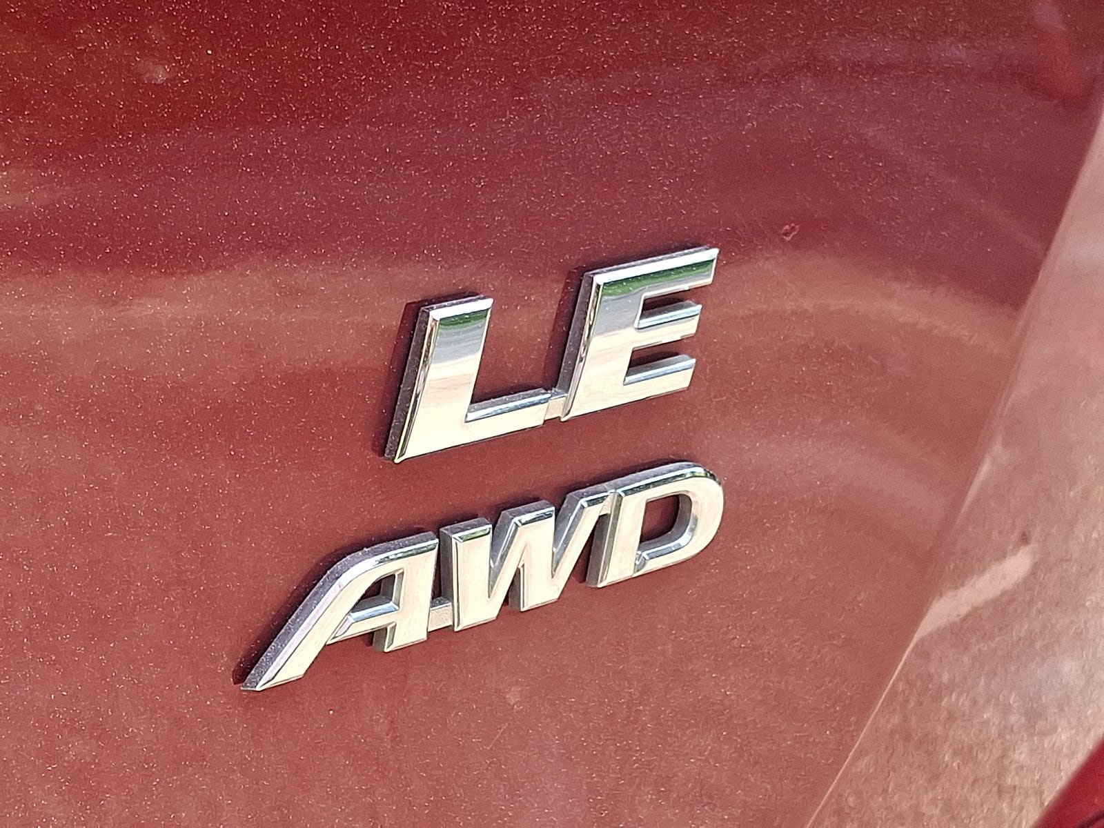 Used 2018 Toyota RAV4 LE w/ All Weather Liner Package AWD/4WD image 30