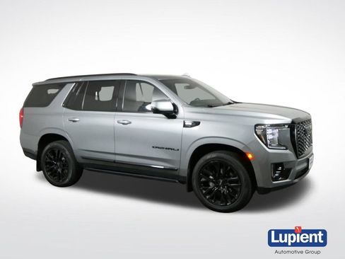 Used 2023 GMC Yukon Denali AWD/4WD image 1