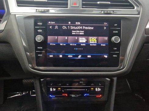 Used 2023 Volkswagen Tiguan SE image 18