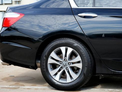 Used 2015 Honda Accord LX image 26
