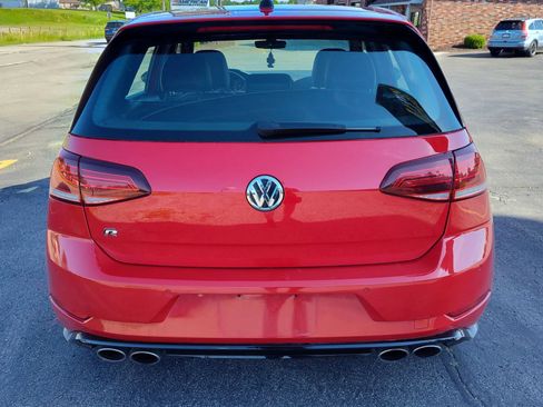 Used 2019 Volkswagen Golf 4-Door AWD/4WD image 4