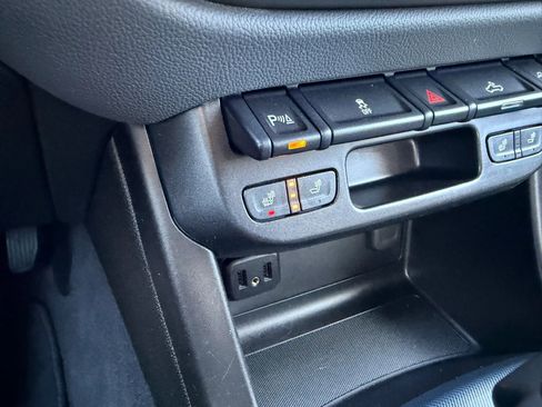 Used 2019 Chevrolet Colorado Z71 image 20