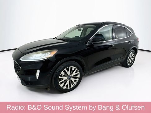 Used 2020 Ford Escape Titanium AWD/4WD image 3
