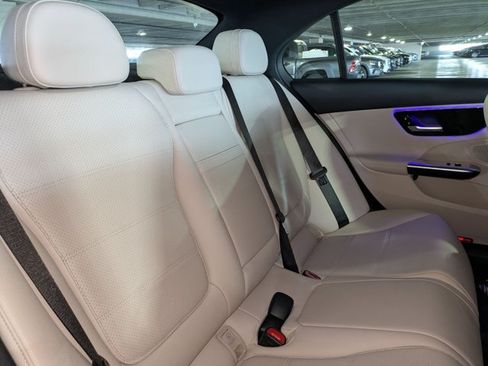Used 2024 Mercedes-Benz C 300 Sedan image 19