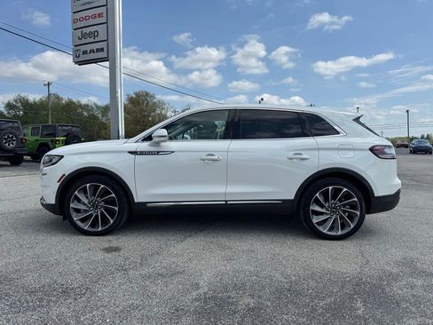 Used 2023 Lincoln Nautilus Reserve w/ Equipment Group 201A image 2