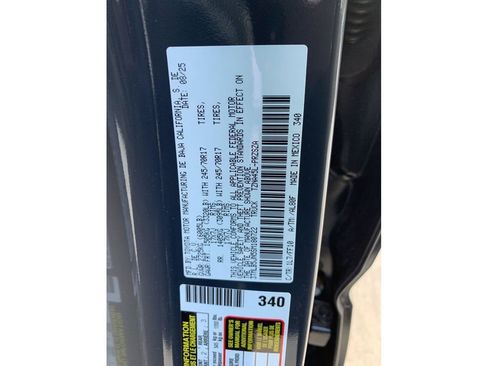 Used 2025 Toyota Tacoma SR5 AWD/4WD image 31