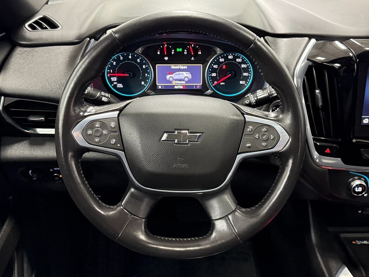 Used 2022 Chevrolet Traverse RS w/ LPO, Floor Liner Package AWD/4WD image 19