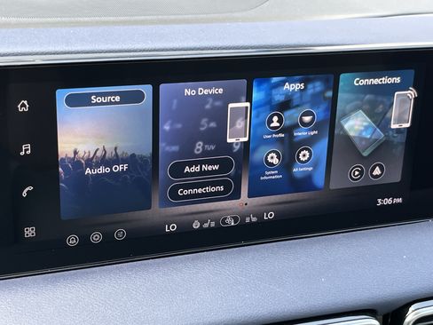 New 2026 Nissan Sentra SL w/ Floor Mat Package FWD image 32