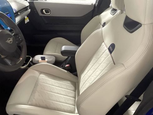 Used 2025 MINI Cooper S image 9