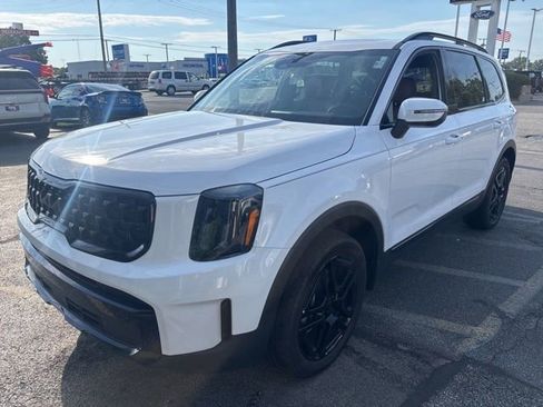 Used 2025 Kia Telluride EX X-Line AWD/4WD image 5