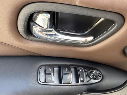 Used 2023 INFINITI QX80 Premium Select w/ Cargo Package image 8