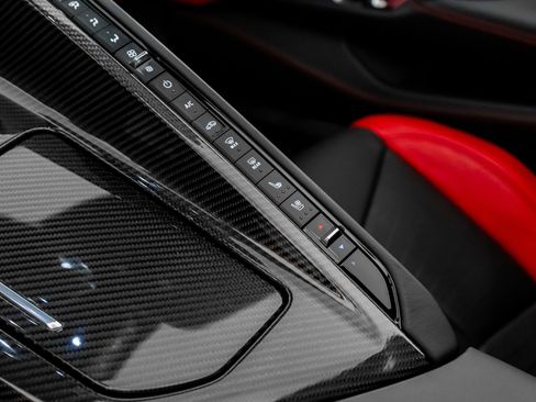 Used 2023 Chevrolet Corvette Z06 image 34