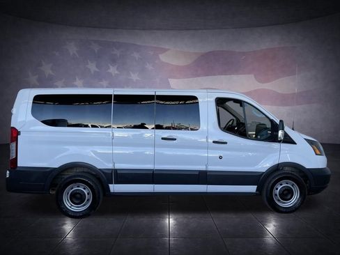 Used 2017 Ford Transit 150 XL image 6