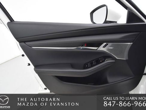 Certified 2025 MAZDA MAZDA3 2.5 S Hatchback w/ Premium Pkg image 27