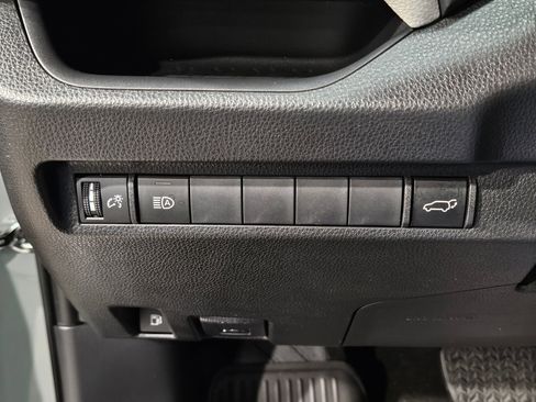 Used 2023 Toyota RAV4 XLE image 26