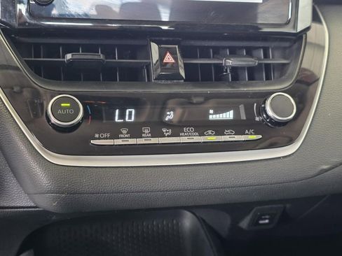 Used 2024 Toyota Corolla LE FWD image 16