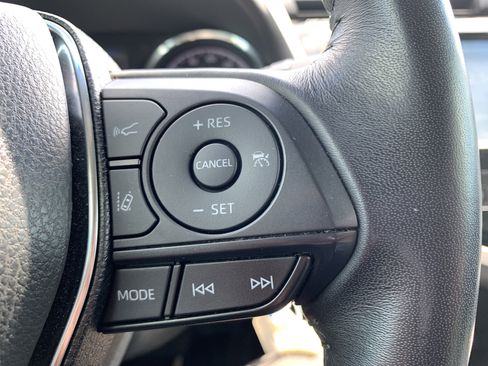 Used 2019 Toyota Camry SE image 20