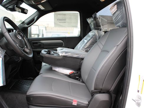 New 2025 RAM 4500 Tradesman RWD image 36