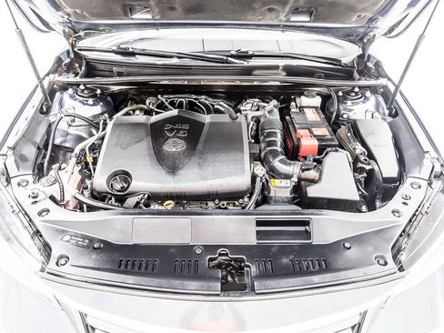 Used 2021 Toyota Avalon XLE w/ Moonroof Package FWD image 39