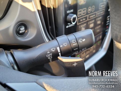 Certified 2025 Subaru Crosstrek 2.0i Premium w/ Crosstrek Mirror Package image 31