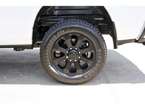 Used 2026 RAM 2500 Laramie AWD/4WD image 31