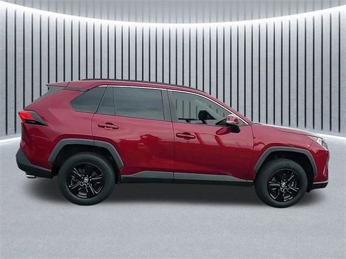 Used 2021 Toyota RAV4 XLE image 2