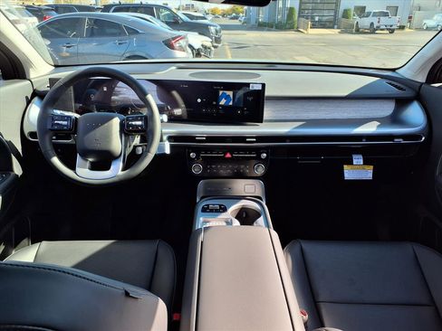 New 2026 Hyundai Ioniq 9 SEL image 5