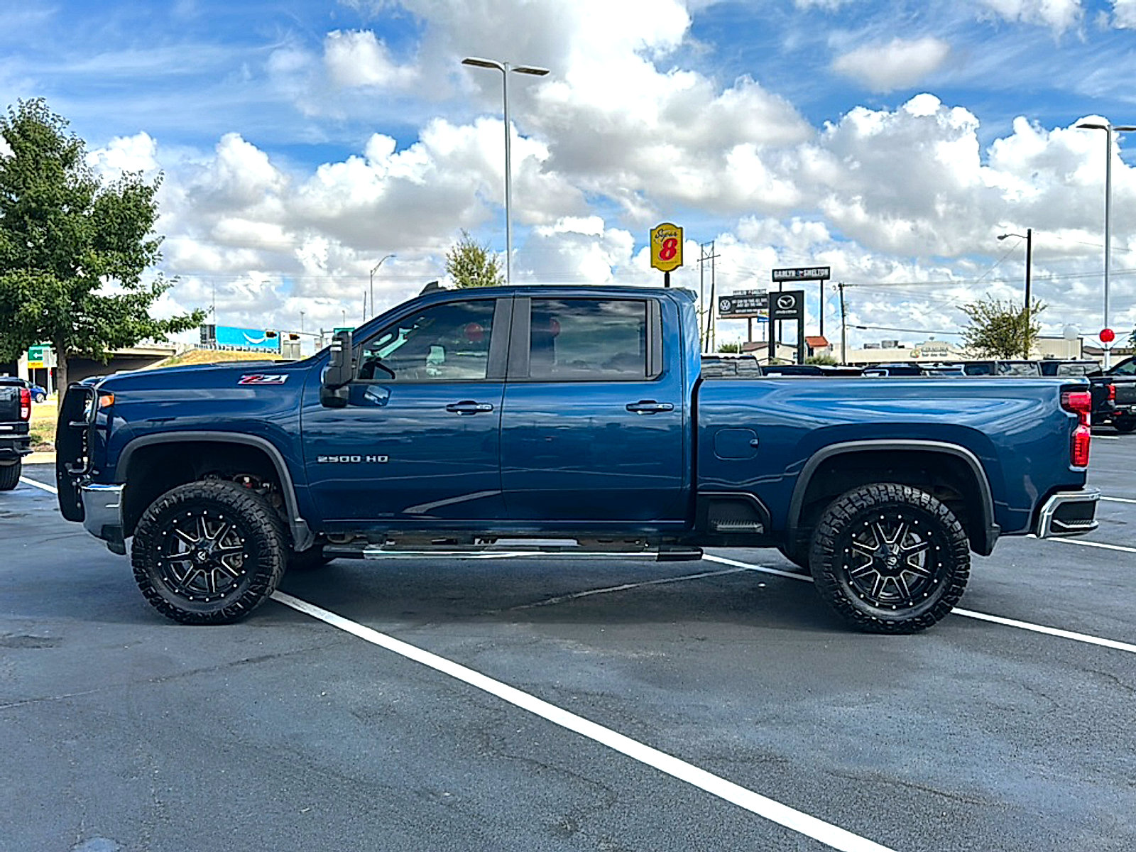 Used 2020 Chevrolet Silverado 2500 LT w/ All Star Edition AWD/4WD image 5