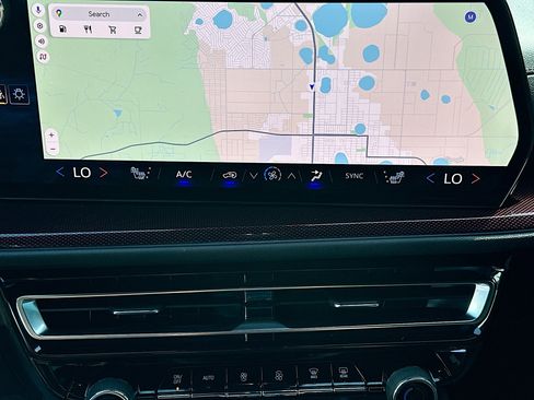 Used 2024 Chevrolet Traverse Z71 w/ Enhanced Driving Package image 16