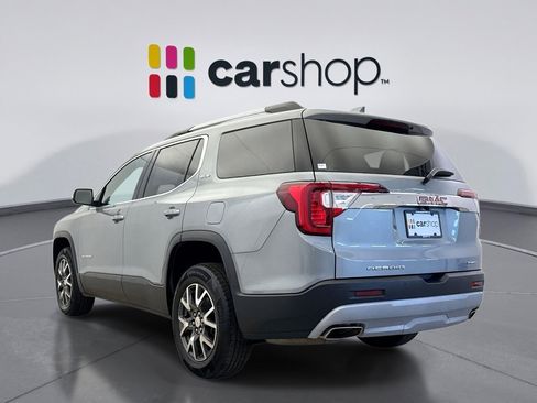 Used 2023 GMC Acadia SLE w/ Driver Convenience Package image 3