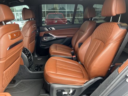 Used 2023 BMW X7 M60i w/ Executive Package image 26
