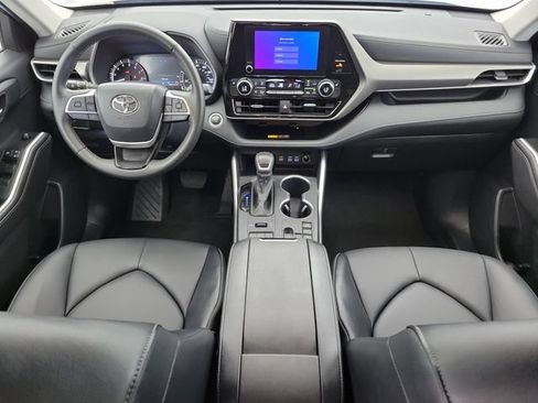 Used 2026 Toyota Highlander XLE AWD/4WD image 17