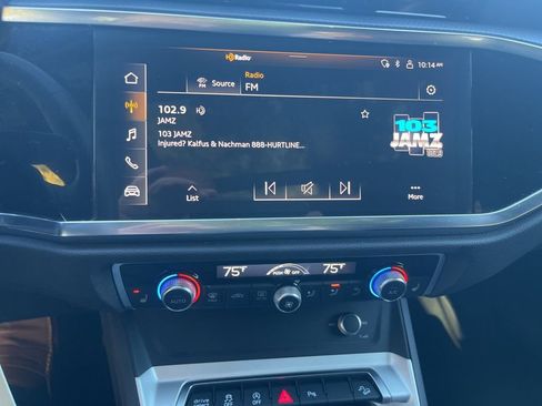 Used 2025 Audi Q3 2.0T Premium image 15